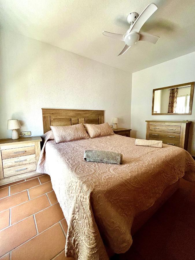 Apartamento En El Casco Historico, A 5 Min Playa. コニル・デ・ラ・フロンテラ エクステリア 写真