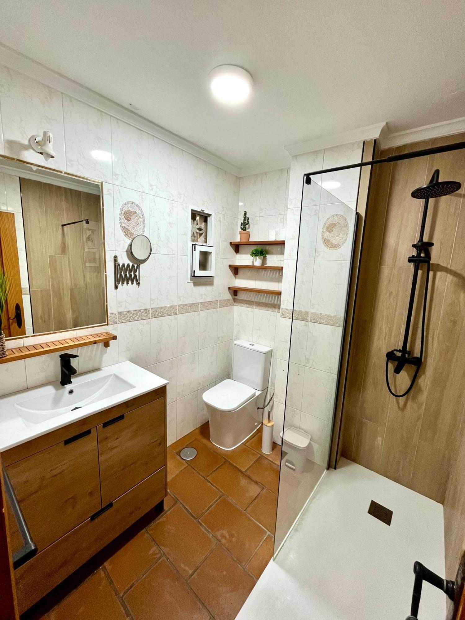 Apartamento En El Casco Historico, A 5 Min Playa. コニル・デ・ラ・フロンテラ エクステリア 写真