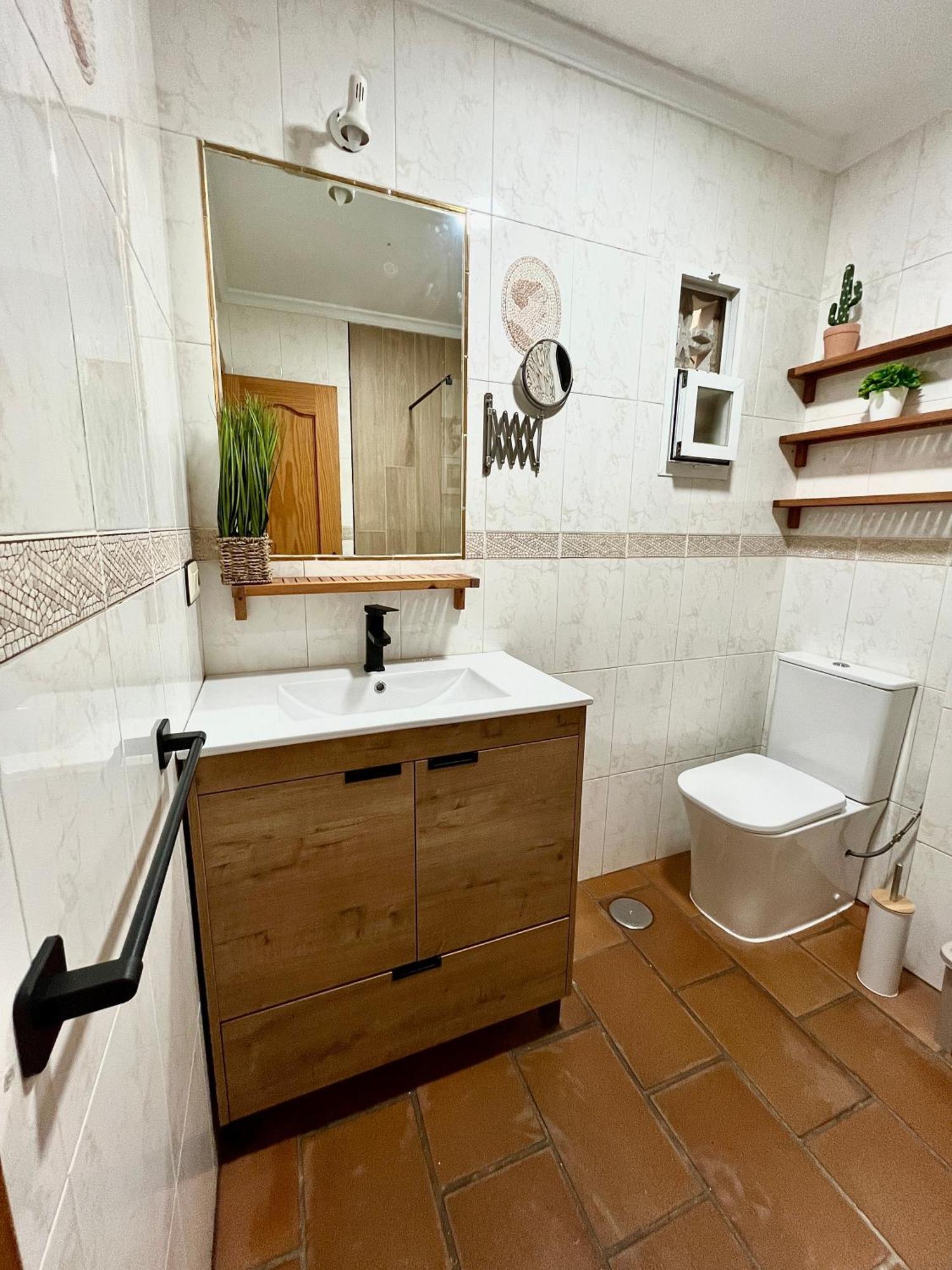 Apartamento En El Casco Historico, A 5 Min Playa. コニル・デ・ラ・フロンテラ エクステリア 写真